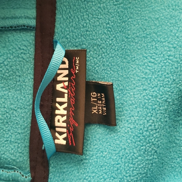 Coat - Picture 2 of 5